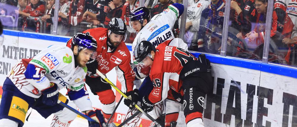 Eric Mik (l.) verteidigte Stark in den Play-offs, deshalb hat er eine Einladung zum Nationalteam bekommen.