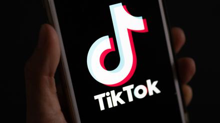 Das Tiktok-Mutterunternehmen soll eine Millionenstrafe zahlen. (Archivbild) 