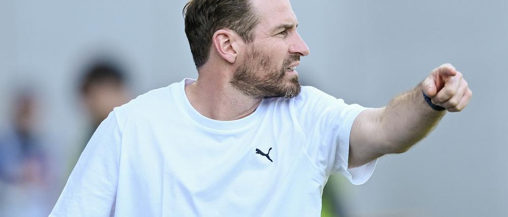 Trainer Jan Siewert hofft mit Greuther Fürth auf den vorzeitigen Klassenverbleib in der 2. Liga.