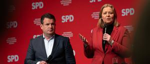 Hubertus Heil und Bärbel Bas