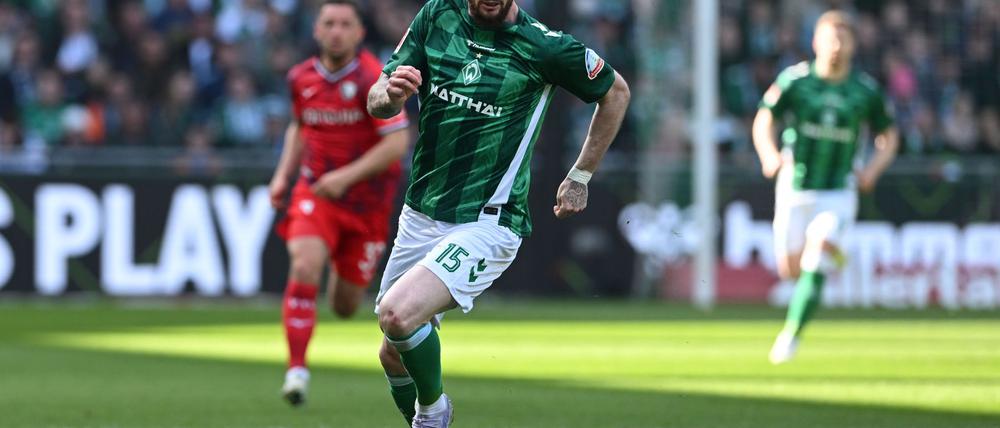 Der Bremer Oliver Burke könnte in der kommenden Saison das Unioner Trikot tragen.