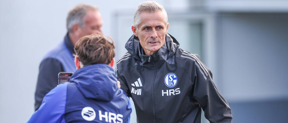 Kees van Wonderen hat seine Kredit auf Schalke endgültig verspielt.