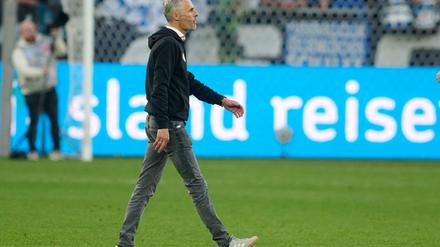 Nun muss Kees van Wonderen sogar vor dem Saisonende den Trainerposten räumen. 