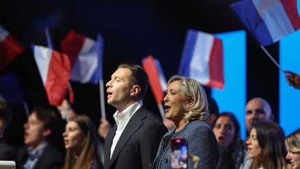 Marine Le Pen und Jordan Bardella, Fraktionschefin und Parteiführer – immer mehr konservative Politiker wollen auf ihre Unterstützung zurückgreifen.