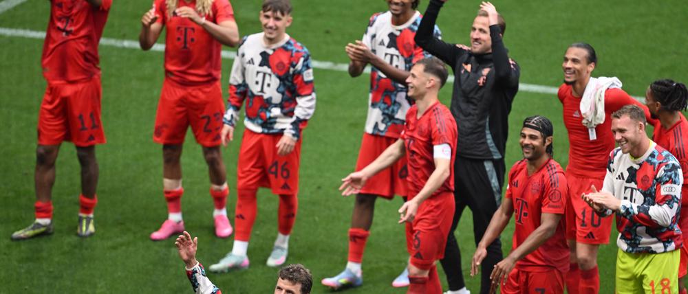 In Leipzig feierten die Bayern-Spieler noch verhalten.