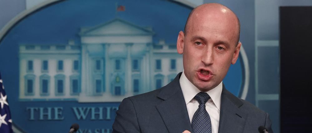 Der stellvertretende Chief of Staff im Weißen Haus. Trump will ihn offenbar als Nachfolger von Mike Waltz.