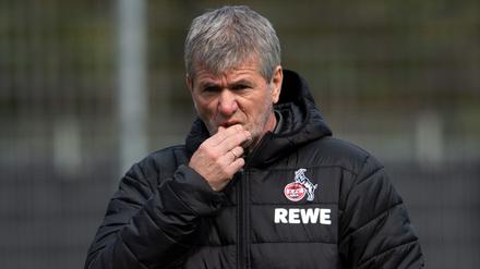 Friedhelm Funkel soll den 1. FC Köln zum Aufstieg führen. 