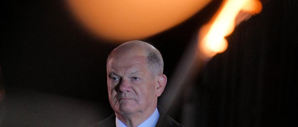 1.245 Tage war Olaf Scholz Bundeskanzler, wenn er am Dienstag die Amtsgeschäfte an seinen Nachfolger Friedrich Merz übergibt.