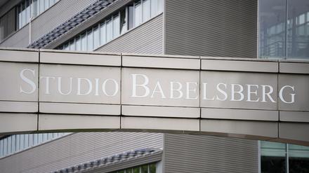 Man beobachte die Lage, heißt es aus dem Filmstudio Babelsberg. (Archivbild)