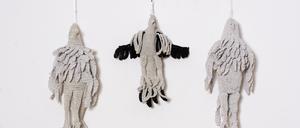 Bildhauerei mit Elektrolitze: Elisabeth Schrader - Weißer Vogel 1, Schwarz-weißer Vogel, Weißer Vogel 2.