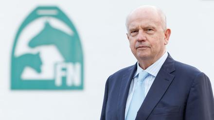 Martin Richenhagen bleibt Präsident des Reitverbandes FN.