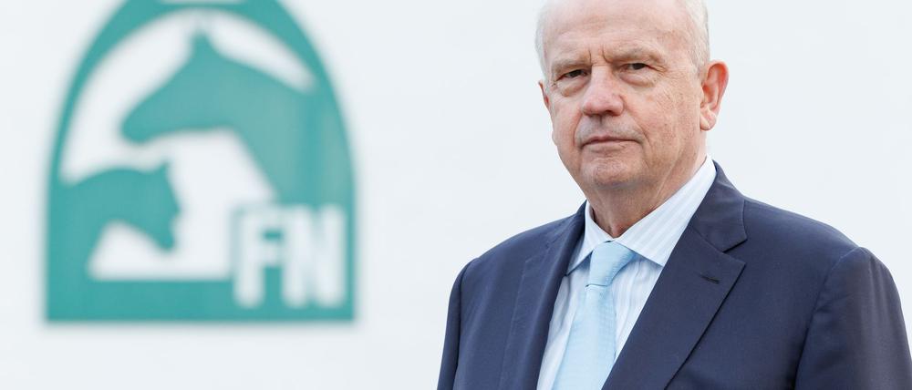 Martin Richenhagen bleibt Präsident des Reitverbandes FN.