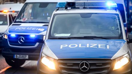 Die unbekannte Angreiferin konnte fliehen.
