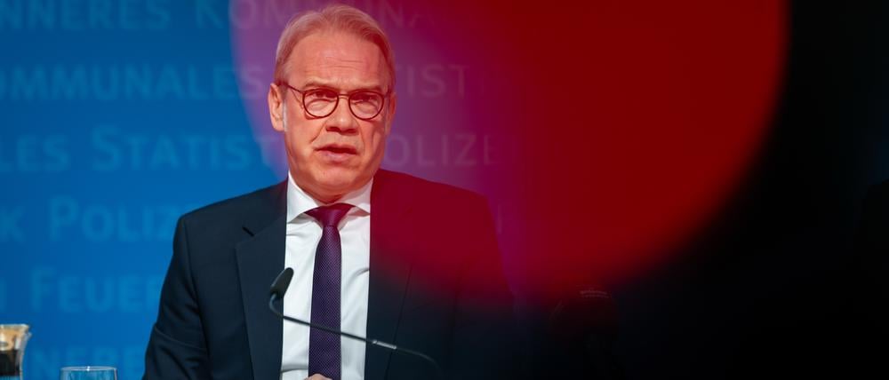 Thüringens Innenminister Georg Maier (SPD) begrüßt den Vorstoß Dobrindts, der Bundeswehr bei Drohnen mehr Kompetenzen zu geben.