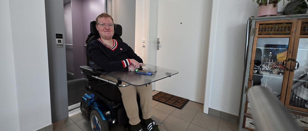 Tom Frank wünscht sich ein selbstständiges Leben mit einem Job und einer Wohnung. 