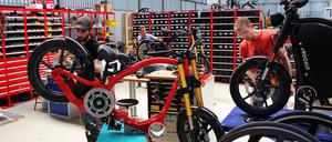 Human-Hybrid-Pedalantrieb. So nennt sich das Konzept des Gefährts - die Pedale übernehmen die Funktion des Gaspedals. Bald soll in hoher Stückzahl produziert werden. 