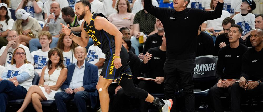 Stephen Curry hat sich in der Playoff-Serie gegen die Minnesota Timberwolves verletzt.