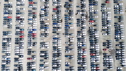 Die Produktion in der deutschen Wirtschaft ist gewachsen - auch in der Autobranche (Archivbild)