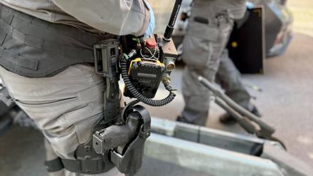 Die Polizei hat einen Mann in Berlin-Schöneberg kontrolliert. (Symbolbild)