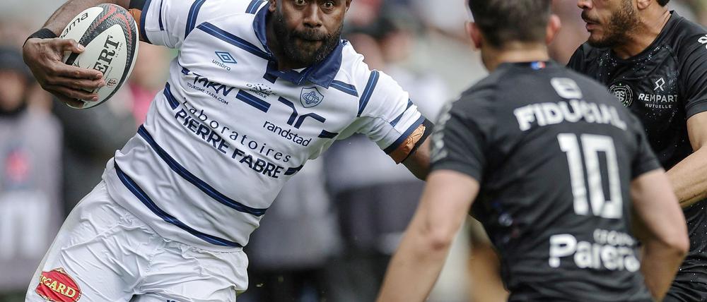 Der französische Rugby-Club Castres Olympique steht nach dem Unfalltod seines Spielers Josaia Raisuqe unter Schock.