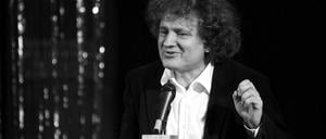 Carl Hegemann bei der Vergabe des Caroline-Neuber-Preises 2006 in Leipzig.