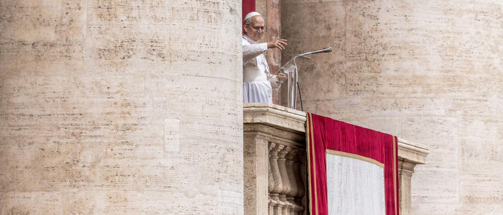 Der neue Papst Leo XIV. nutzt sein Gebet für einen Friedensappell.