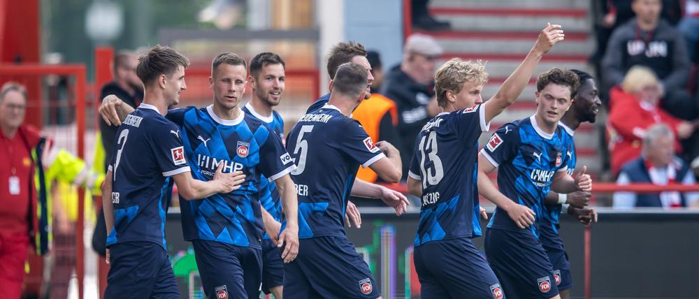 Rund um das Bundesligaspiel kam es zu einem Polizeieinsatz.
