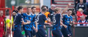 Rund um das Bundesligaspiel kam es zu einem Polizeieinsatz. 