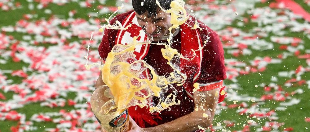 Große Party für Thomas Müller.