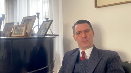 Der Musiker Andrej Hermlin warnt vor Antisemitismus in der Partei Die Linke. 