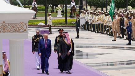 Der Kronprinz empfing den Gast aus Amerika mit allerlei Pomp. 