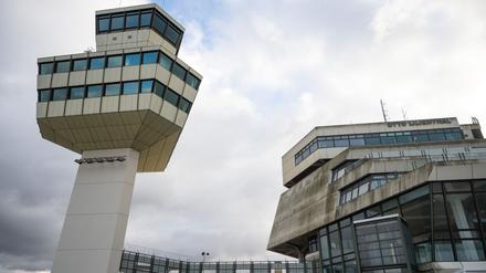 Auf dem ehemaligen Flughafengelände Tegel sollen weiterhin Flüchtlinge untergebracht werden.
