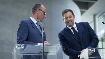 Friedrich Merz und Lars Klingbeil nach dem Ende der Sondierungen im März. 