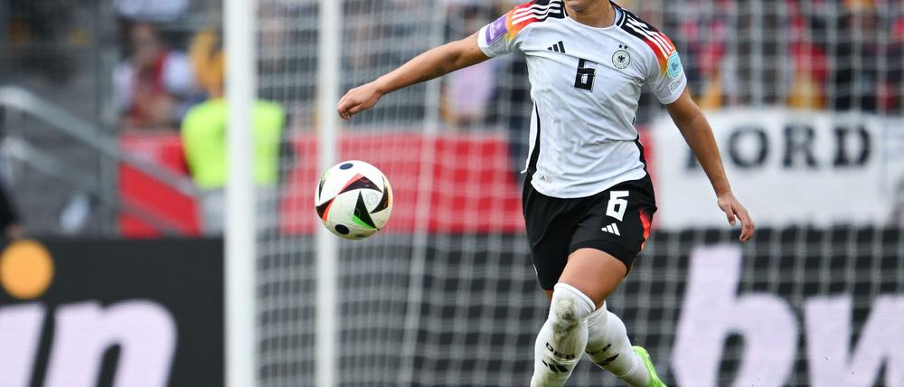 Die EM-Teilnahme von Lena Oberdorf bleibt offen.