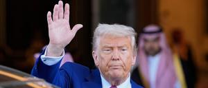  „Viel Glück, Syrien“, sagte Trump in Riad. 