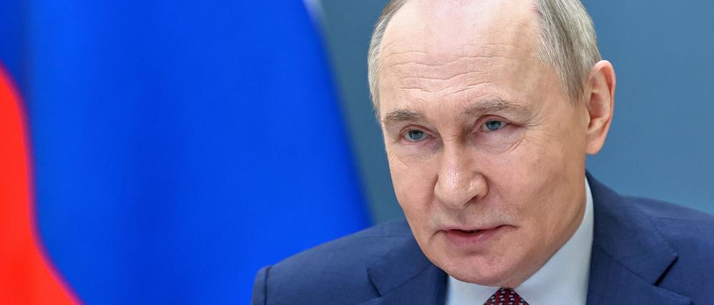 Kremlchef Putin lässt weiter die gesamte Welt auf sein Kommen warten. (Archivbild)