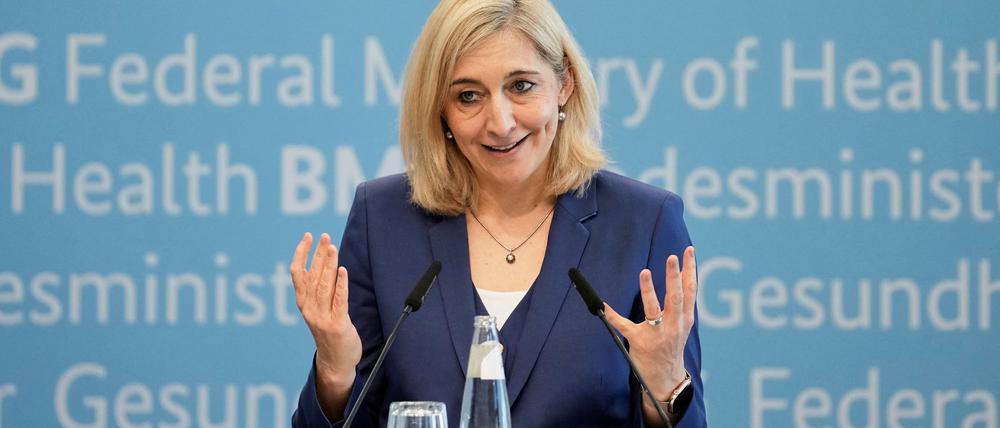 Dringt auf schnelle Reformen: die neue Gesundheitsministerin Nina Warken (CDU).