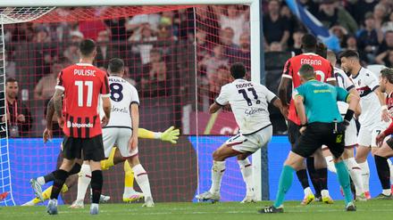 Der entscheidende Moment: Dany Ndoye erzielt das 1:0 gegen Mailand.