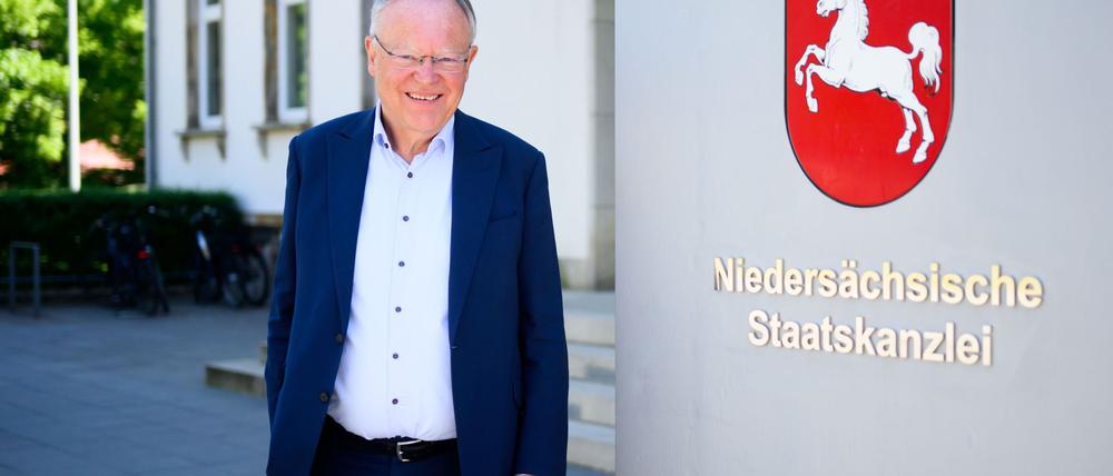 Niedersachsens langjähriger Ministerpräsident Stephan Weil hat für kommende Woche seinen Rücktritt eingereicht.