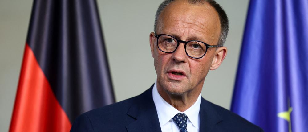 Bundeskanzler Friedrich Merz nimmt an einer Pressekonferenz mit UN-Generalsekretär Antonio Guterres (nicht im Bild) in Berlin teil (Archivbild vom 14. Mai).