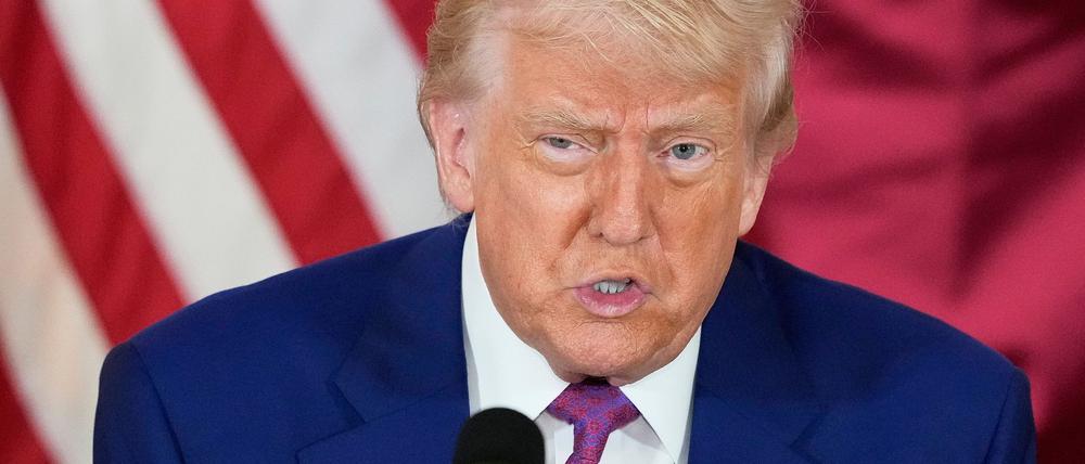 US-Präsident Trump äußerte sich optimistisch zu den Atom-Gesprächen mit dem Iran - und drohte Teheran gleichzeitig erneut für den Fall des Scheiterns der Verhandlungen.