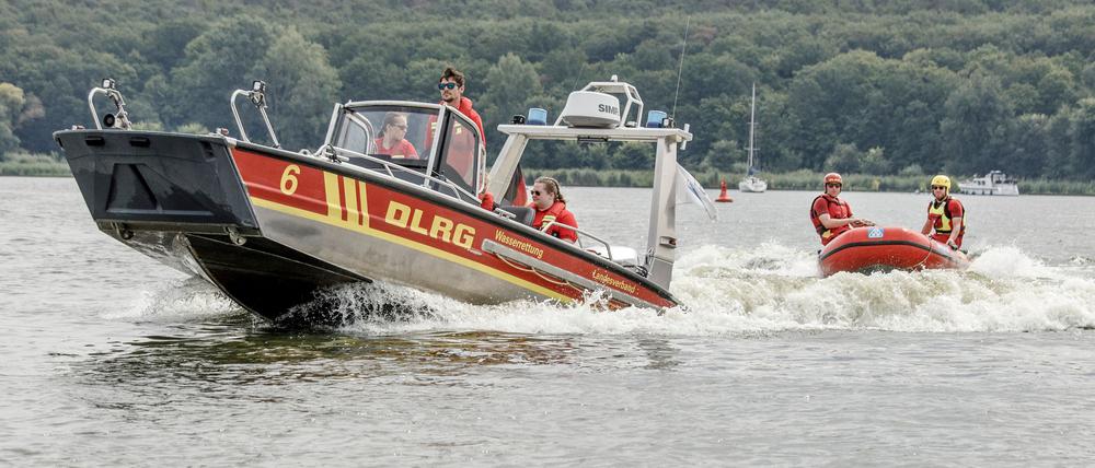 Die DLRG hat im vergangenen Jahr 40 Menschen in Berlin und Brandenburg gerettet.