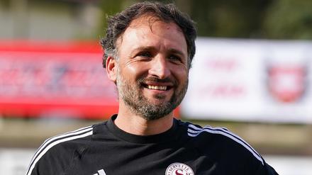 Jose Barcala wird neuer Trainer der Bayern-Fußballerinnen.