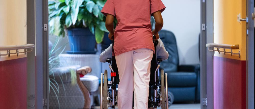 Mehr als 30.000 Pflegeeinrichtungen gibt es in Deutschland, gut die Hälfte davon in privater Hand. 