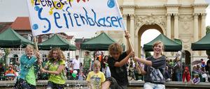 Demo gegen Bildungsabbau, Luisenplatz Potsdam. Foto: Andreas Klaer