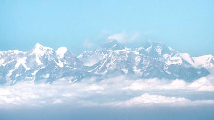 Der Mount Everest vom Flugzeug aus gesehen (Archivbild).