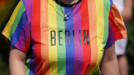 Die Berliner Regenbogen-Community ist um einen Treffpunkt größer geworden.