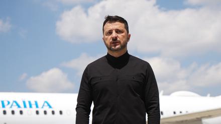 15.05.2025, Türkei, Ankara: Ukraines Präsident Wolodymyr Selenskyj kommt im Flugzeug auf dem Flughafen Esenboga in Ankara an. Foto: President Of Ukraine/APA Images via ZUMA Press Wire/dpa +++ dpa-Bildfunk +++