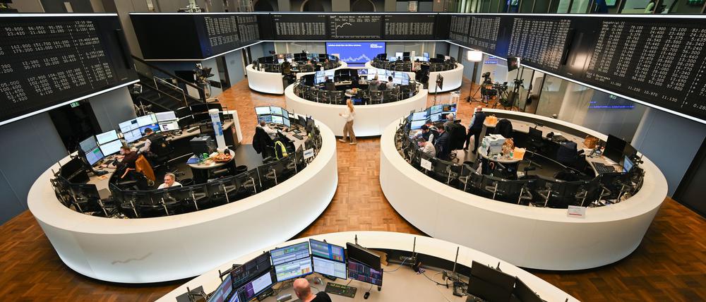 Frankfurter Börse: Die Dax-Konzerne spüren die Konjunkturflaute in Form sinkender Gewinne.