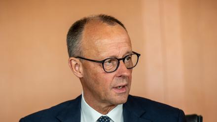 Bundeskanzler Friedrich Merz (CDU) vor einer Kabinettsitzung.